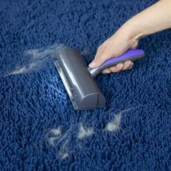 FurDaddy Batterij-aangedreven - Huisdier Haar Verwijderaar Voor Kleding - Herbruikbare Pluizenroller Voor Moeiteloze Verwijdering Van Kattenhaar & Hondenhaar - Zelfreinigende Pluizenborstel Voor Tapijt, Bank, Auto, Bed -Honden Huis Winkel 1200x1200 151