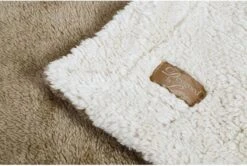 Designed By Lotte Wush - Hondendeken - Beige/Bruin - 150x125 Cm 5 Designed By Lotte Wush - Hondendeken - Beige/Bruin - 150x125 Cm -Honden Huis Winkel 1200x808 3