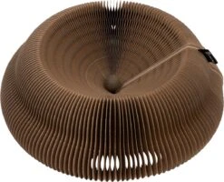 District 70 MAZE 3-in-1 Opvouwbare Kartonnen Kattenmand - Inclusief Catnip Balletje - Voor Slapen, Spelen En Krabben! -Honden Huis Winkel 1200x973