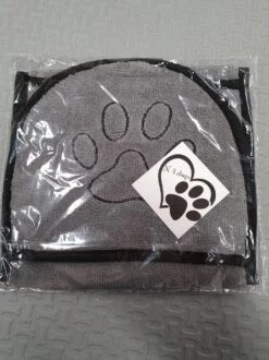 N4dogs – Hondenhanddoek – Honden Handdoek – Microvezel Handdoek – Handdoek Hond – Droogdoek Hond – Dierendeken – Sterk Absorberend – Handdoek Met Zakken - Grijs - 66 X 23 Cm 12 N4dogs – Hondenhanddoek – Honden Handdoek – Microvezel Handdoek – Handdoek Hond – Droogdoek Hond – Dierendeken – Sterk Absorberend – Handdoek Met Zakken - Grijs - 66 X 23 Cm -Honden Huis Winkel 899x1200 3
